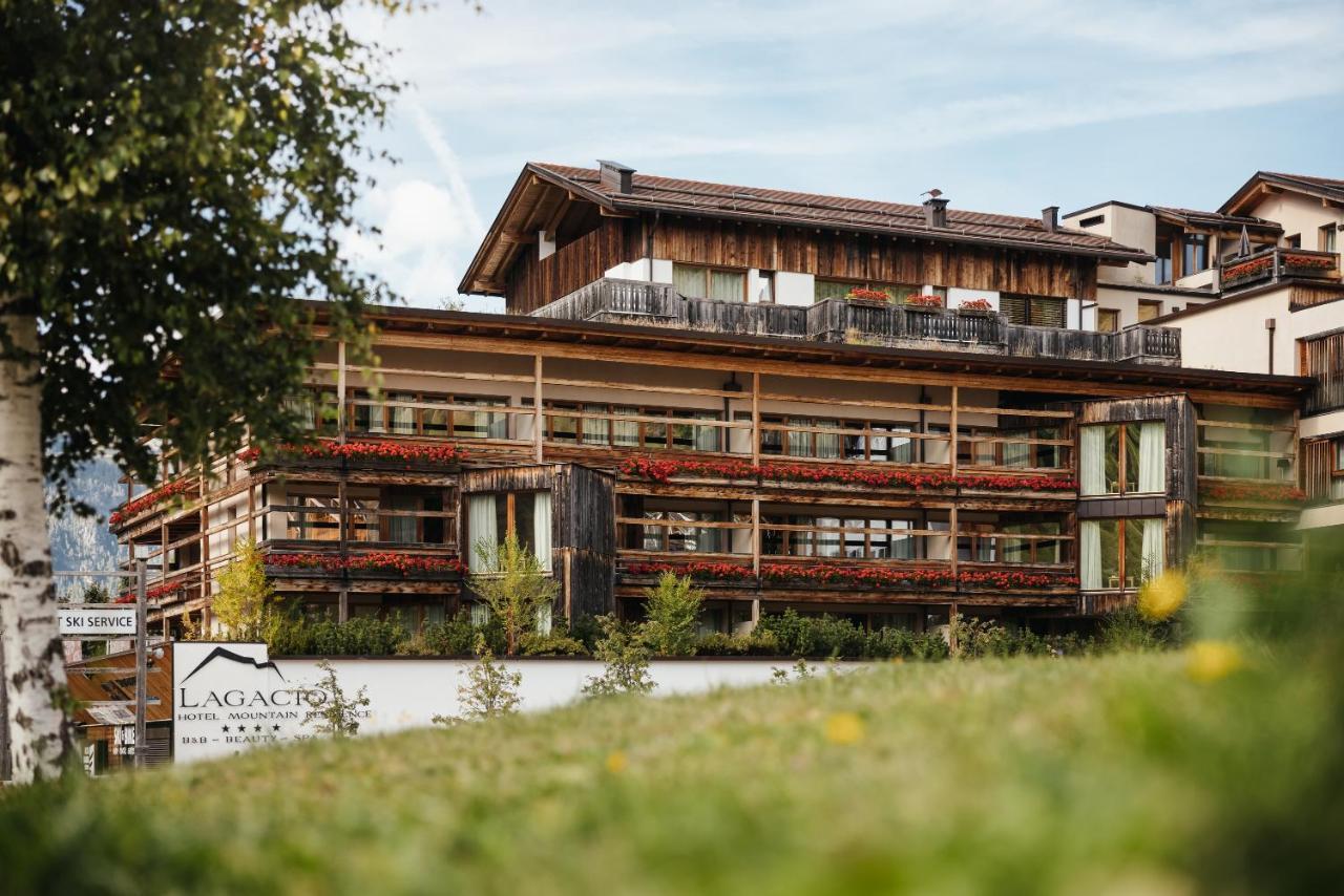 Lagacio Hotel Mountain Residence San Cassiano  Extérieur photo