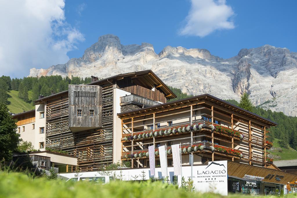 Lagacio Hotel Mountain Residence San Cassiano  Extérieur photo