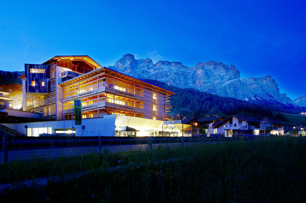 Lagacio Hotel Mountain Residence San Cassiano  Extérieur photo